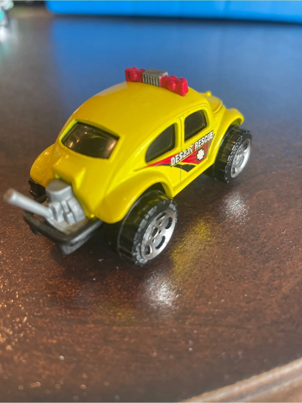Yellow Desert Rescue VW Bug 4x4 Beetle Volkswagen Matchbox Rare Vintage 2000